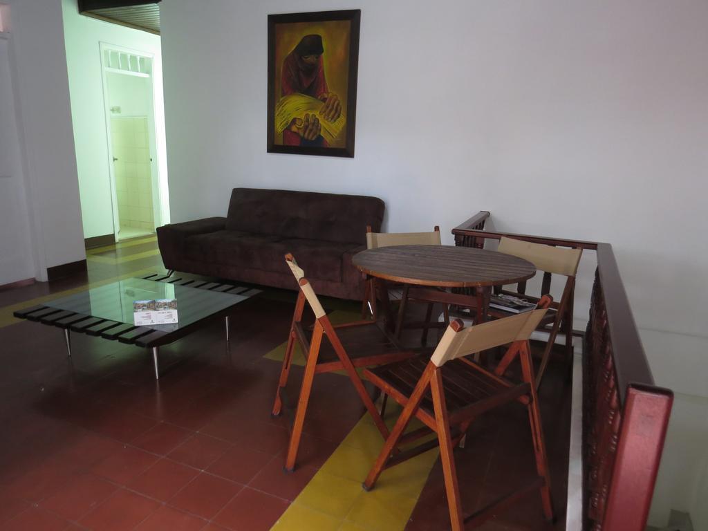 Hostal Casa Prado Медельїн Екстер'єр фото
