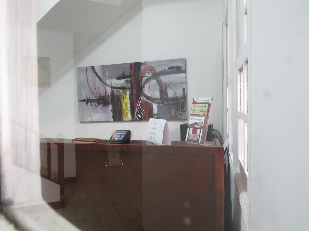 Hostal Casa Prado Медельїн Екстер'єр фото